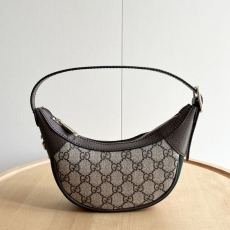 Gucci Hobo Bags